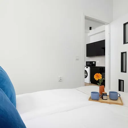 Cozy In Center By Renters